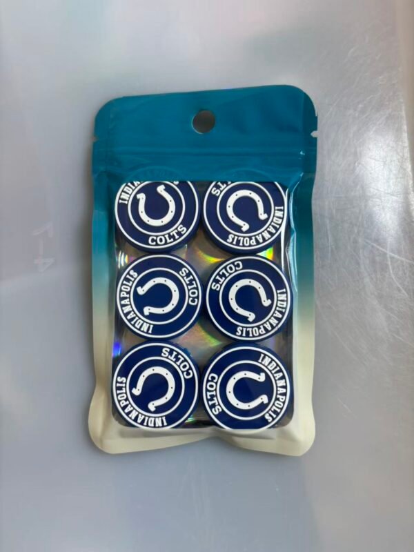 One pack contains 6 pieces of 2D focus lenses. #0003