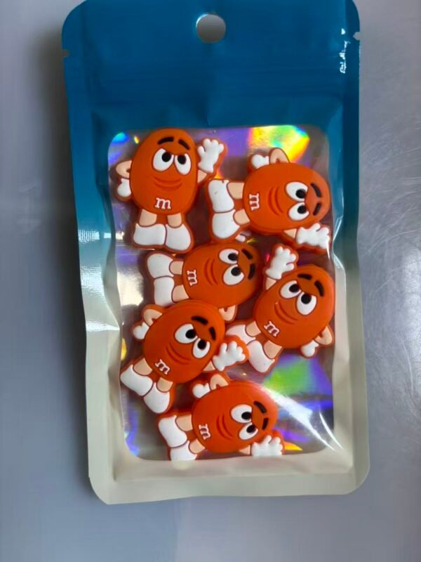 One pack contains 6 pieces of 2D focus lenses. #0028