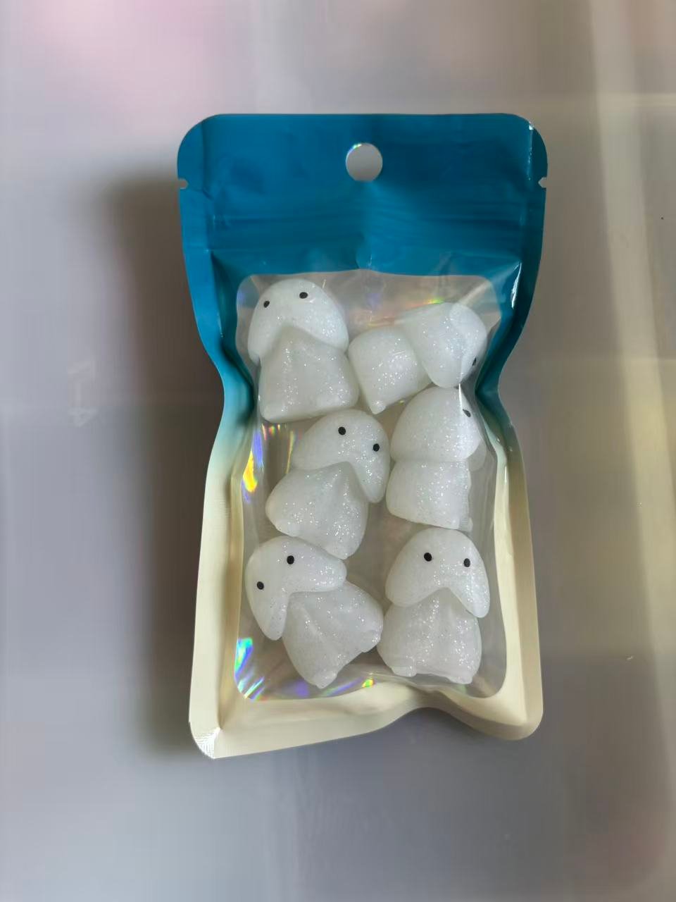 微信图片_20251229150633_83_4 One pack contains 6 pieces of 3D focus lenses. #0012 - Image 1