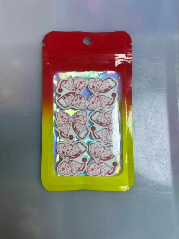 One pack contains 6 pieces of 2D focus lenses. #0063