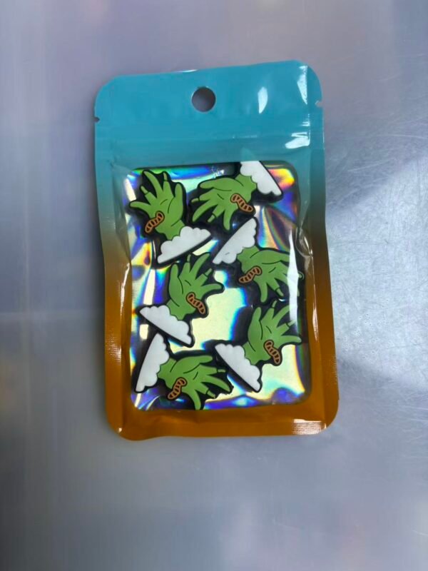 One pack contains 6 pieces of 2D focus lenses. #0076