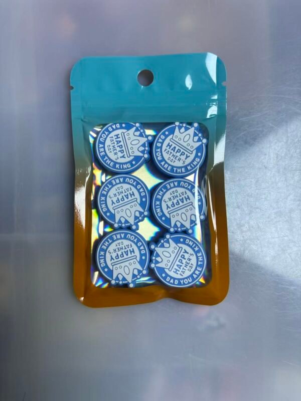 One pack contains 6 pieces of 2D focus lenses. #0085