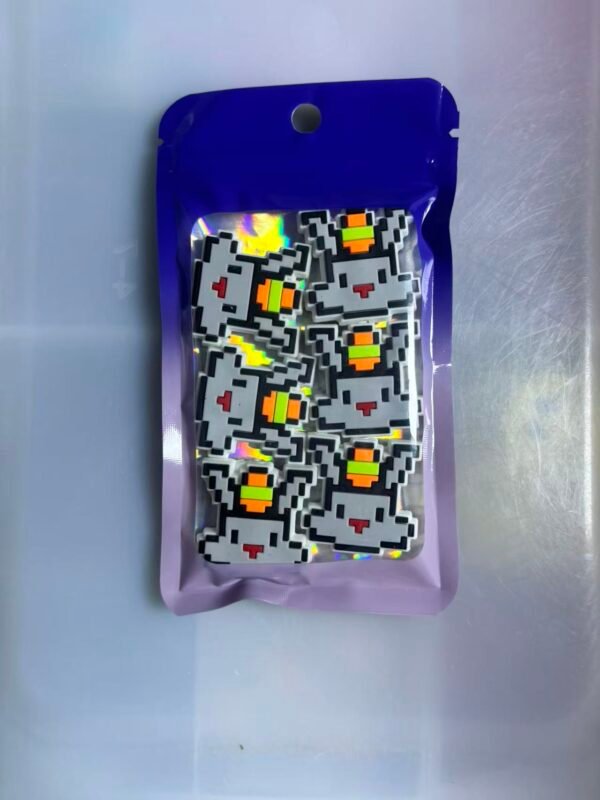 One pack contains 6 pieces of 2D focus lenses. #0097