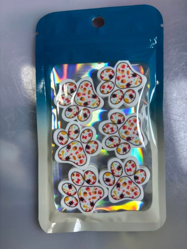 One pack contains 6 pieces of 2D focus lenses. #0118