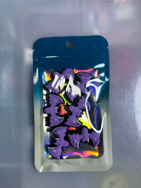 One pack contains 6 pieces of 2D focus lenses. #0122