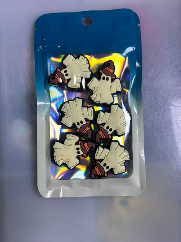 One pack contains 6 pieces of 2D focus lenses. #0123